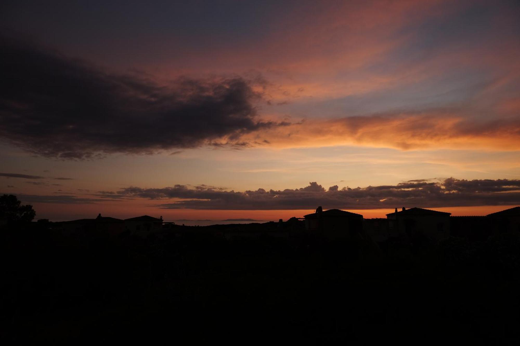 Calarossa Sardinia Apartments Isola Rossa Zewnętrze zdjęcie